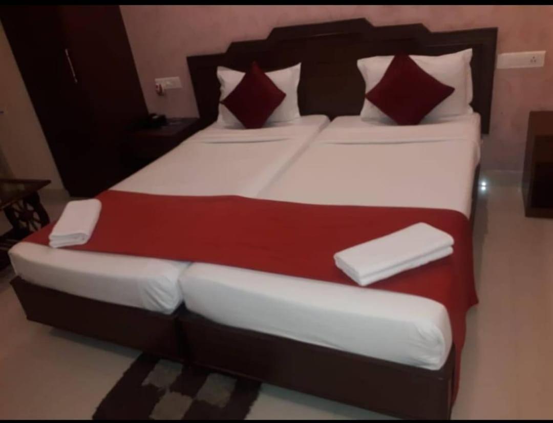 Hotel Railview Bhubaneswar Exterior foto